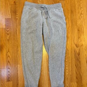 Grey Gap sweatpants with elastic waistband - size S